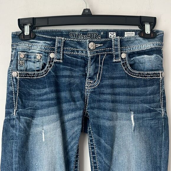Stylish Embroidered Denim Jeans by Miss‎ Me Size 25 - Picture 4 of 9